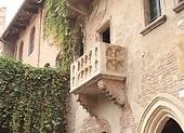 Romantyczny balkon Romeo i Julii — daj się ponieść wyjątkowej aranżacji